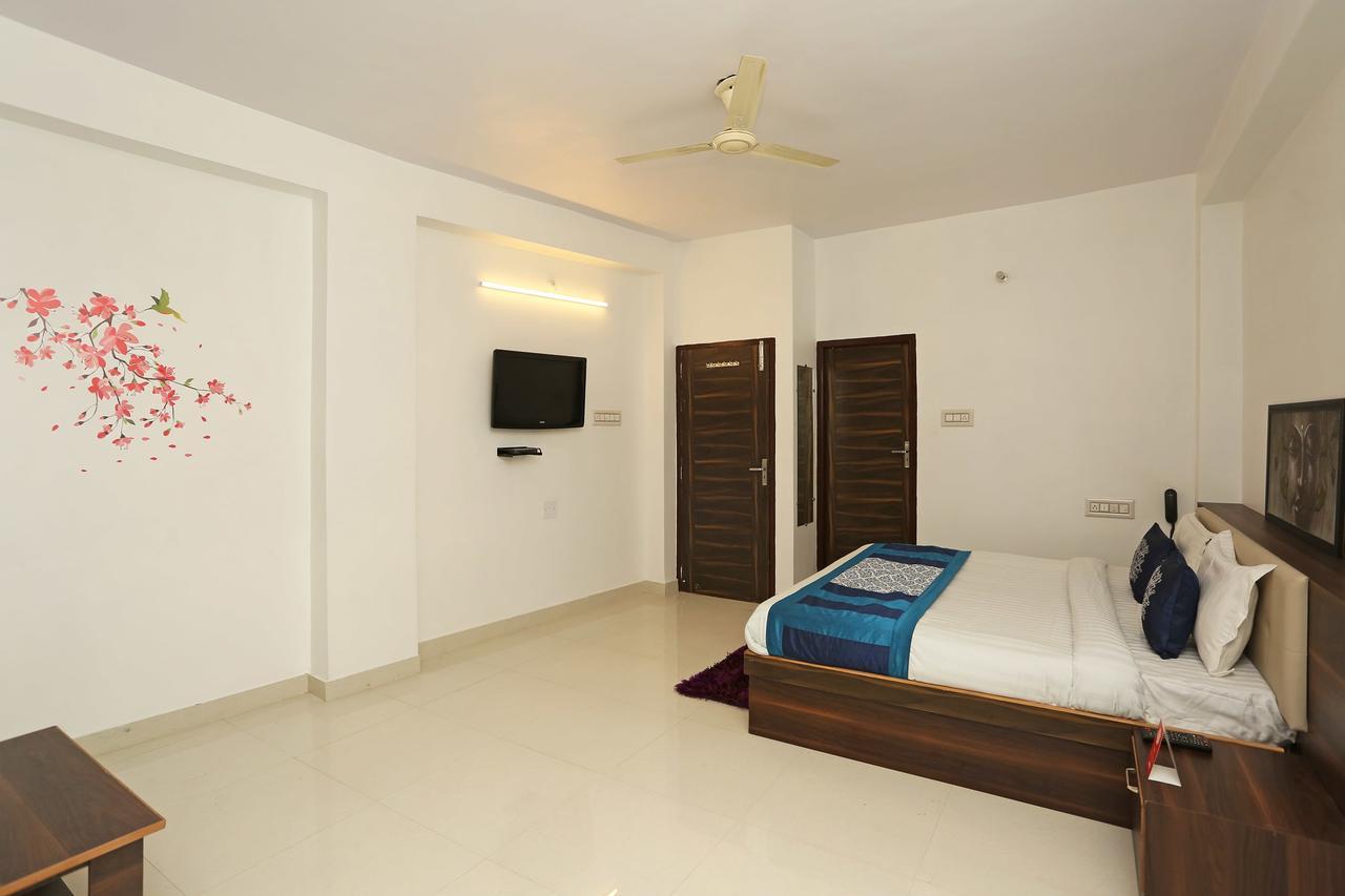 Oyo 9853 Hotel Haveli Inn จ๊อดปูร์ ภายนอก รูปภาพ